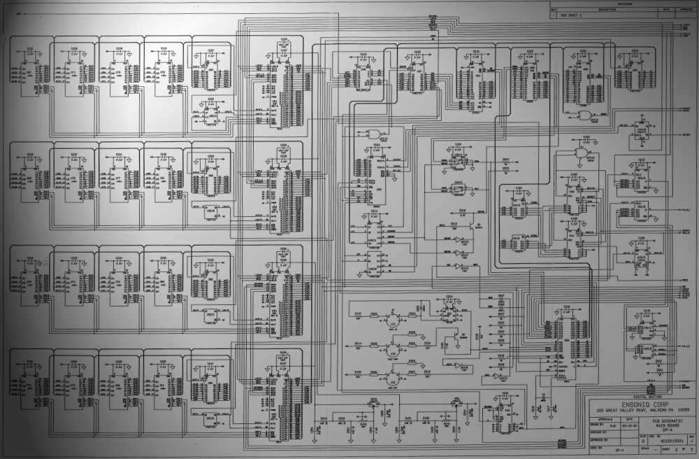 Front-panel photo of a classic 4-unit effects processor in studio lighting.